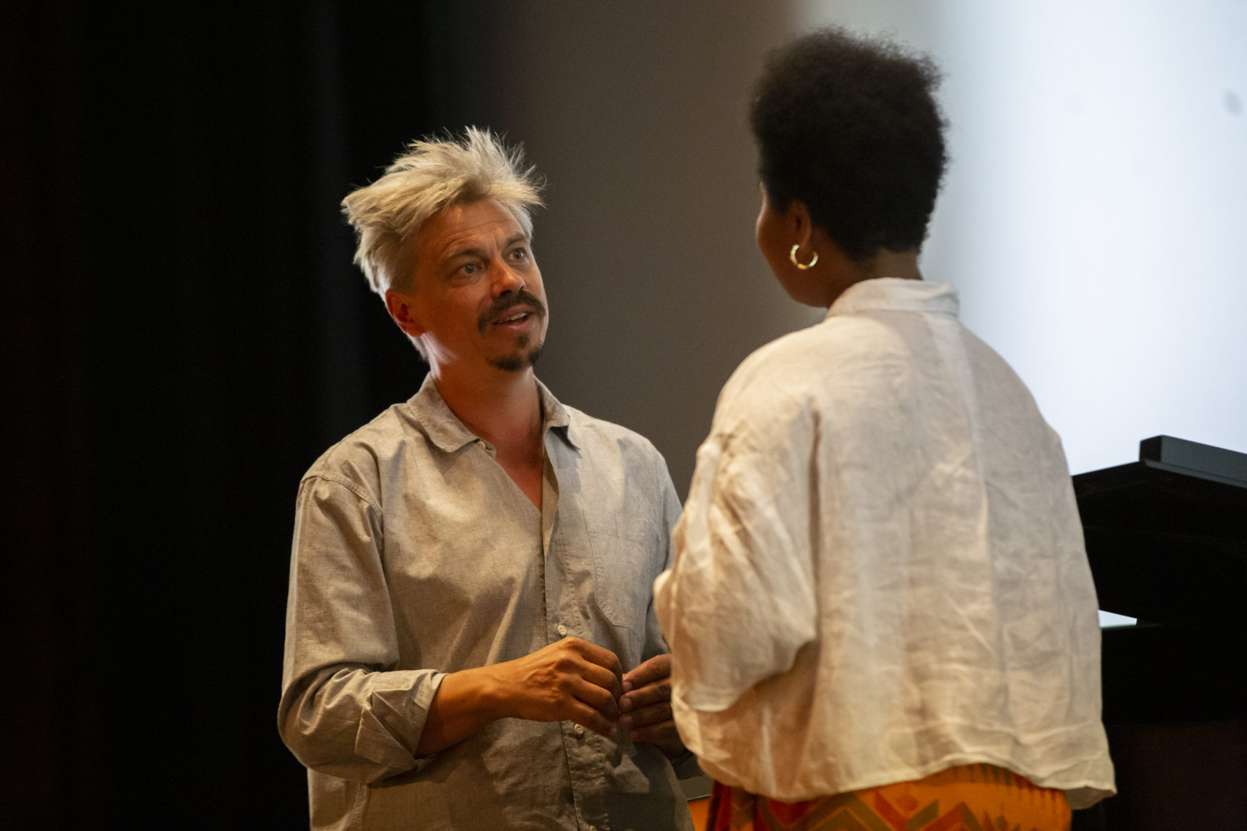 Header image of page : JAMES GARNON / OPERA