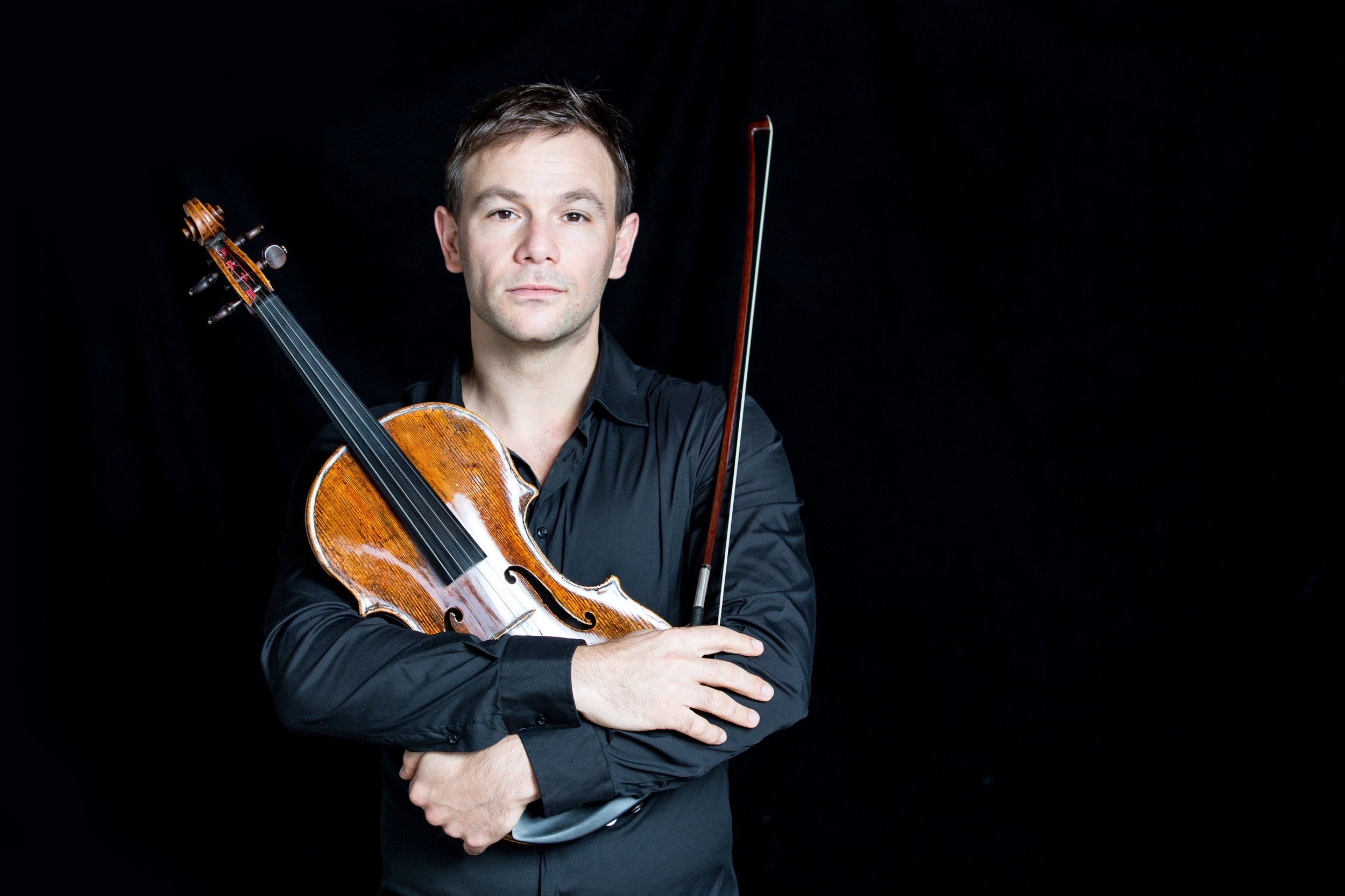 Header image of page : AMIHAI GROSZ / CHAMBER MUSIC